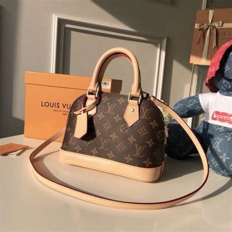 lv shell bag